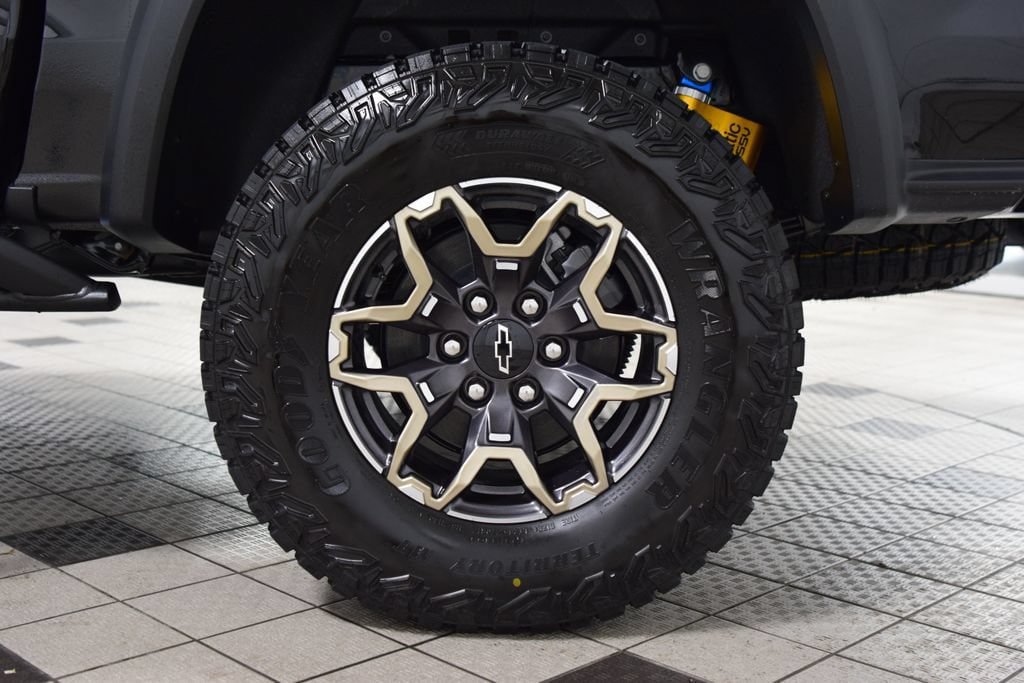 New 2026 Chevrolet Colorado ZR2 w/ Technology Package AWD/4WD image 30