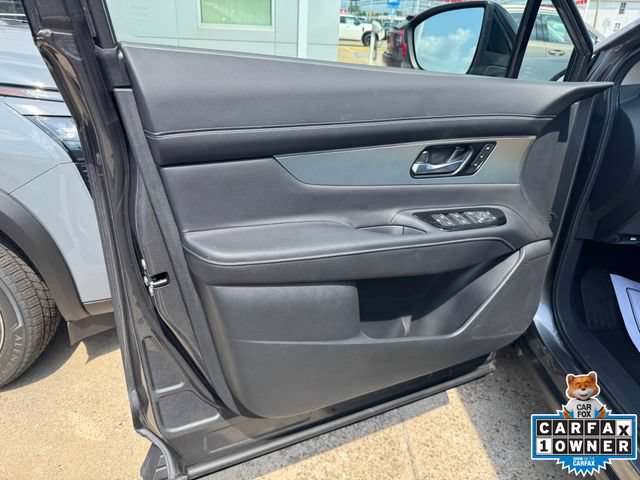 Used 2025 Nissan Murano SL AWD/4WD image 18