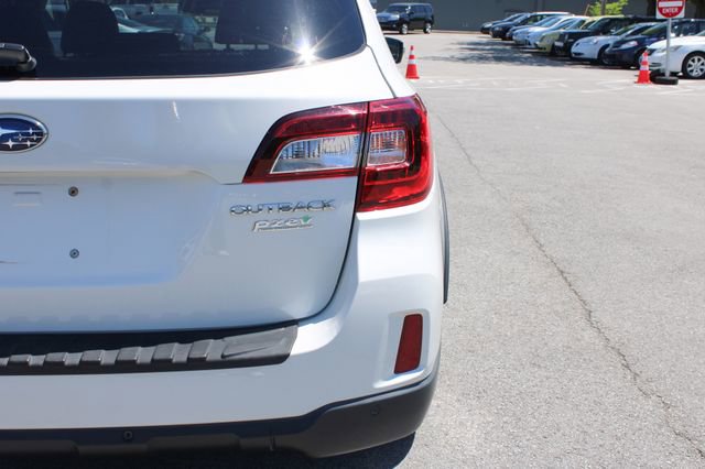 Used 2017 Subaru Outback 2.5i Limited AWD/4WD image 45