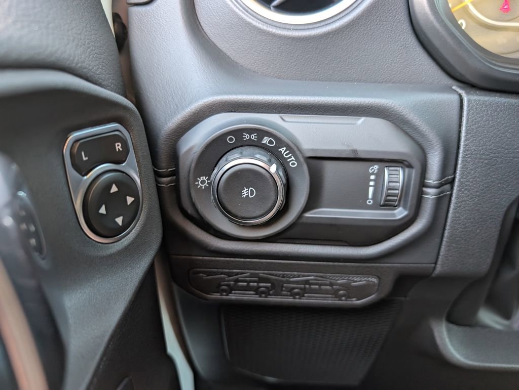 New 2026 Jeep Wrangler Sahara image 34