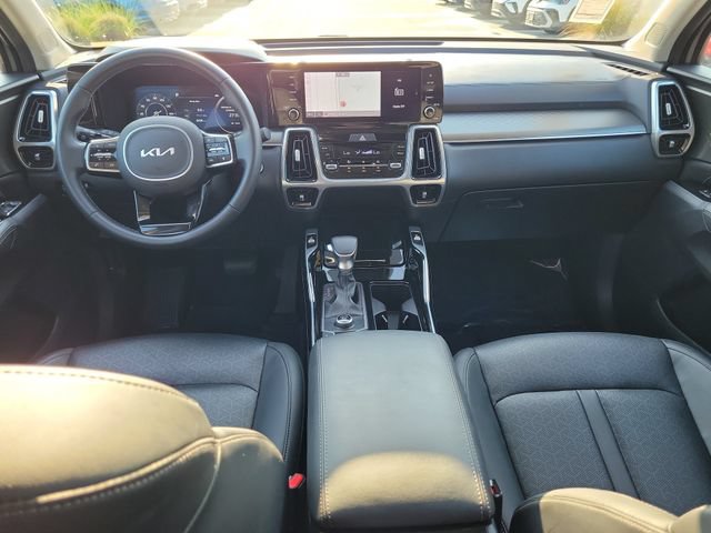 Used 2023 Kia Sorento SX FWD image 13
