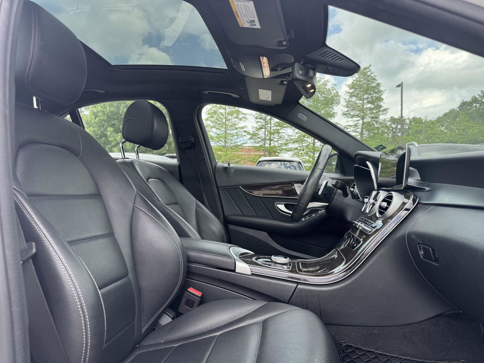 Used 2020 Mercedes-Benz C 300 Sedan image 30