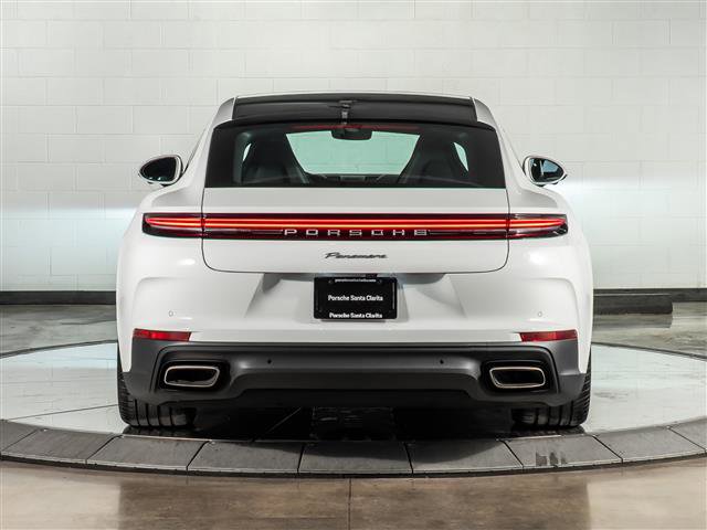 Certified 2025 Porsche Panamera RWD image 10