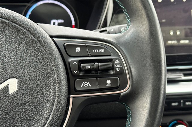 Used 2022 Kia Niro EX Premium image 35