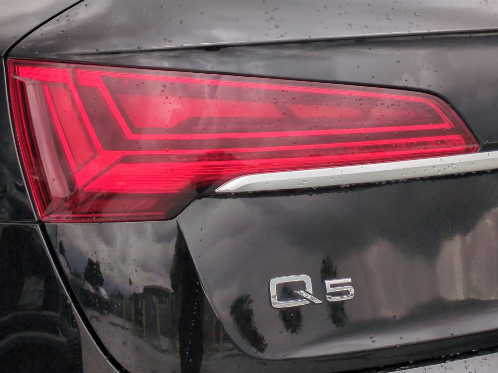 Used 2023 Audi Q5 Premium AWD/4WD image 18