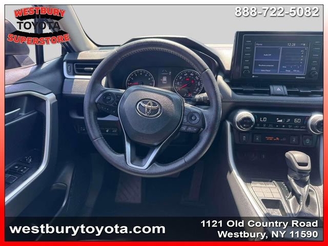 Used 2022 Toyota RAV4 XLE w/ Convenience Package AWD/4WD image 16