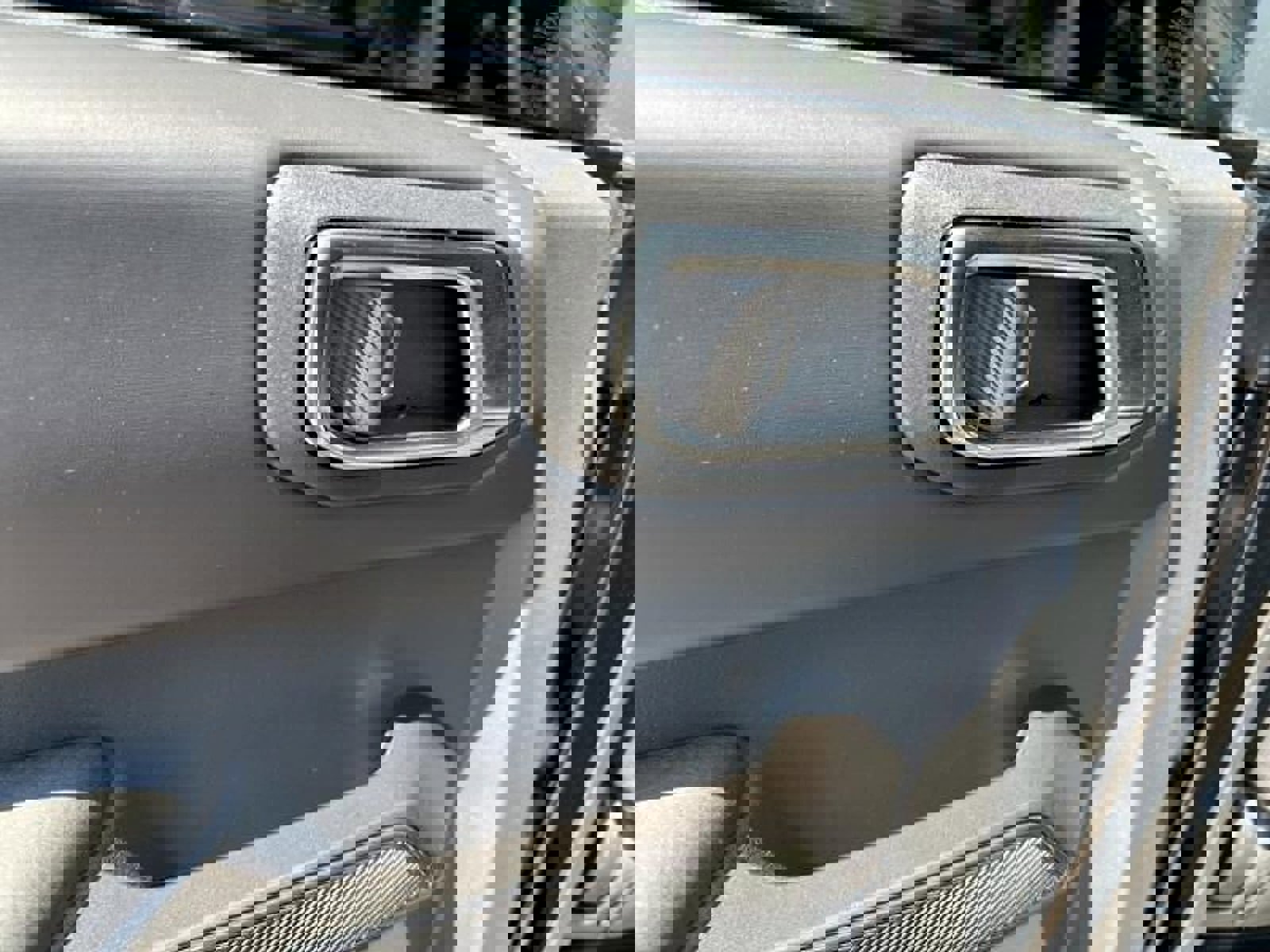 New 2025 Ford Bronco Badlands image 25