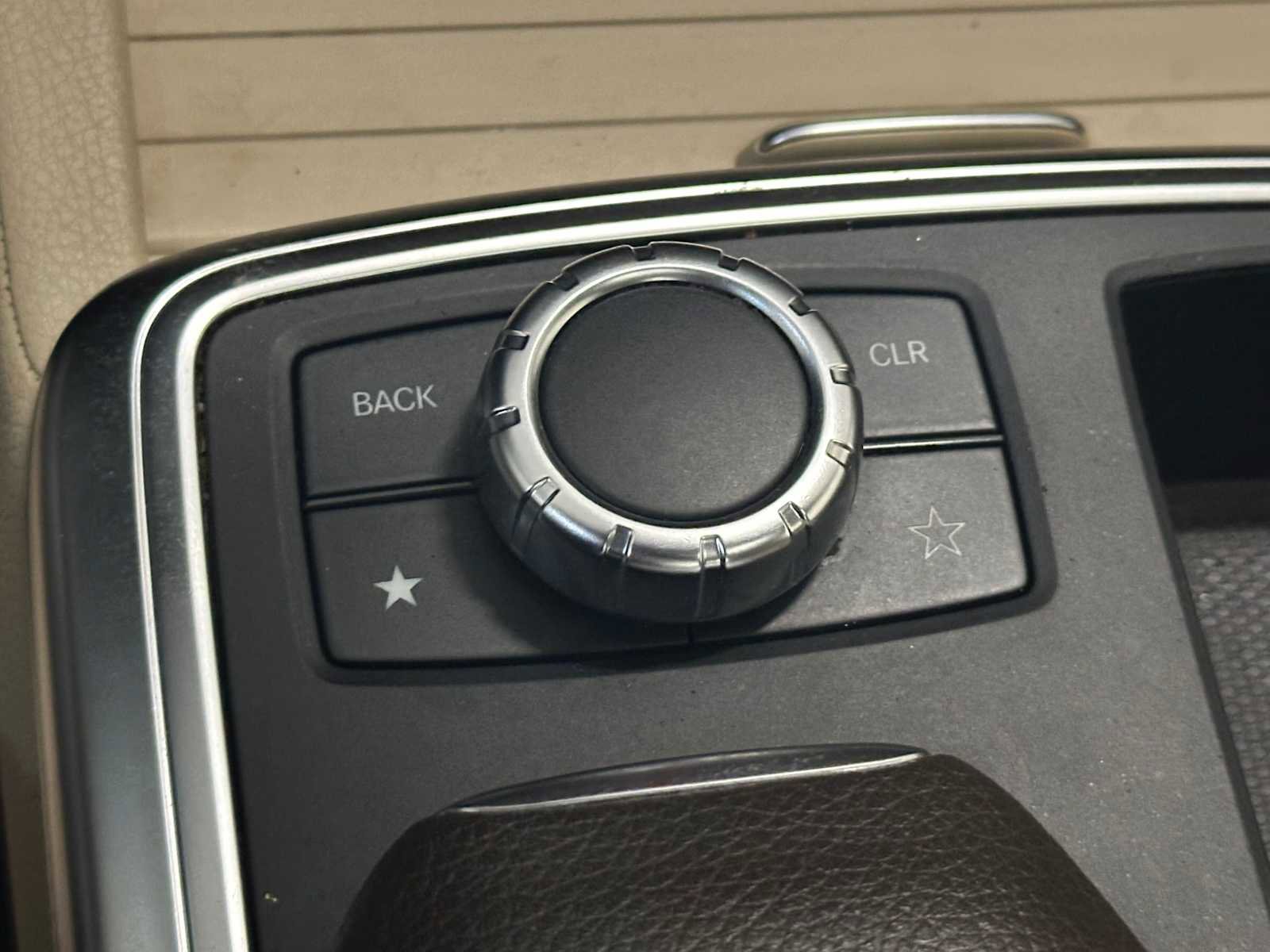 Used 2015 Mercedes-Benz ML 350 4MATIC image 17