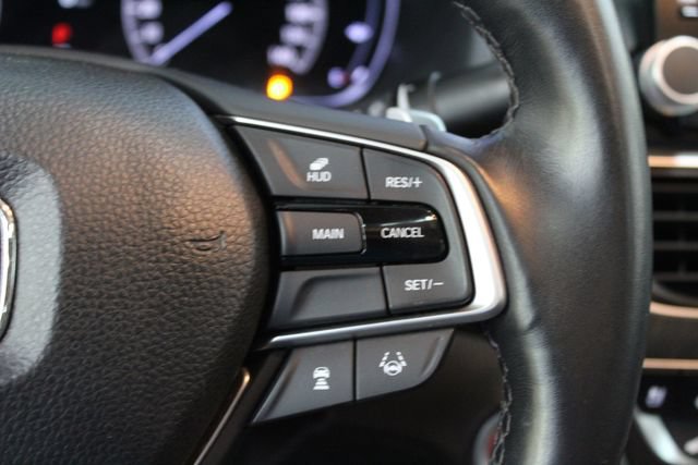 Used 2018 Honda Accord Touring image 17