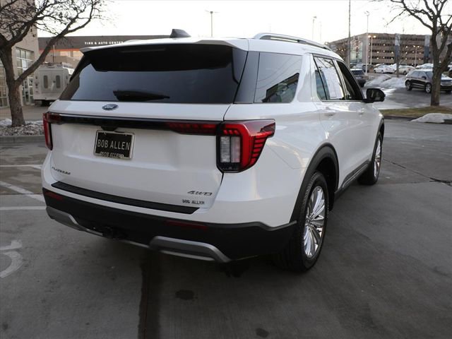 Used 2025 Ford Explorer Platinum w/ LUX Leather Package image 5