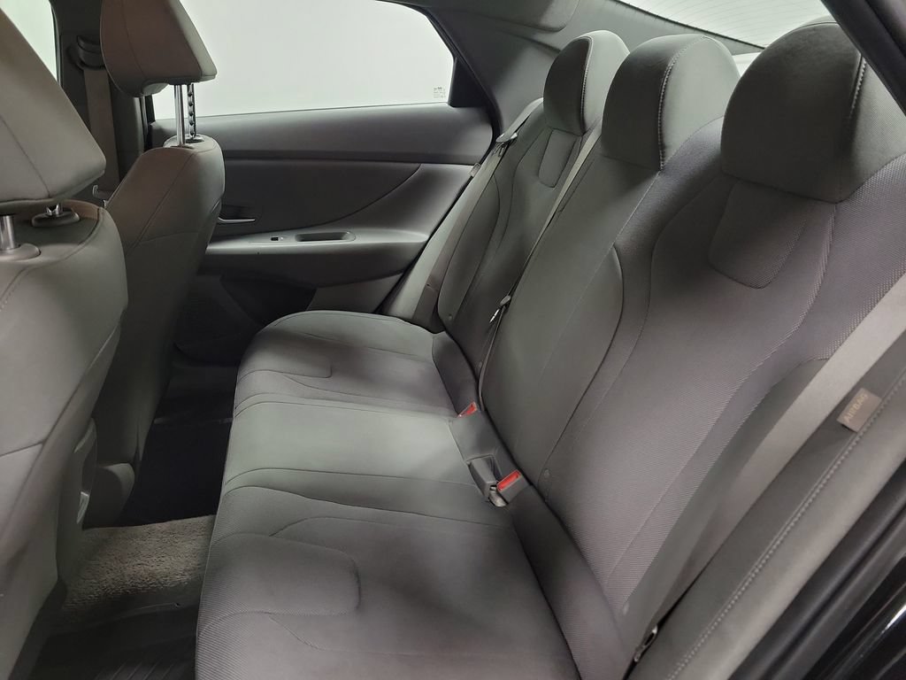 Used 2024 Hyundai Elantra SE FWD image 28