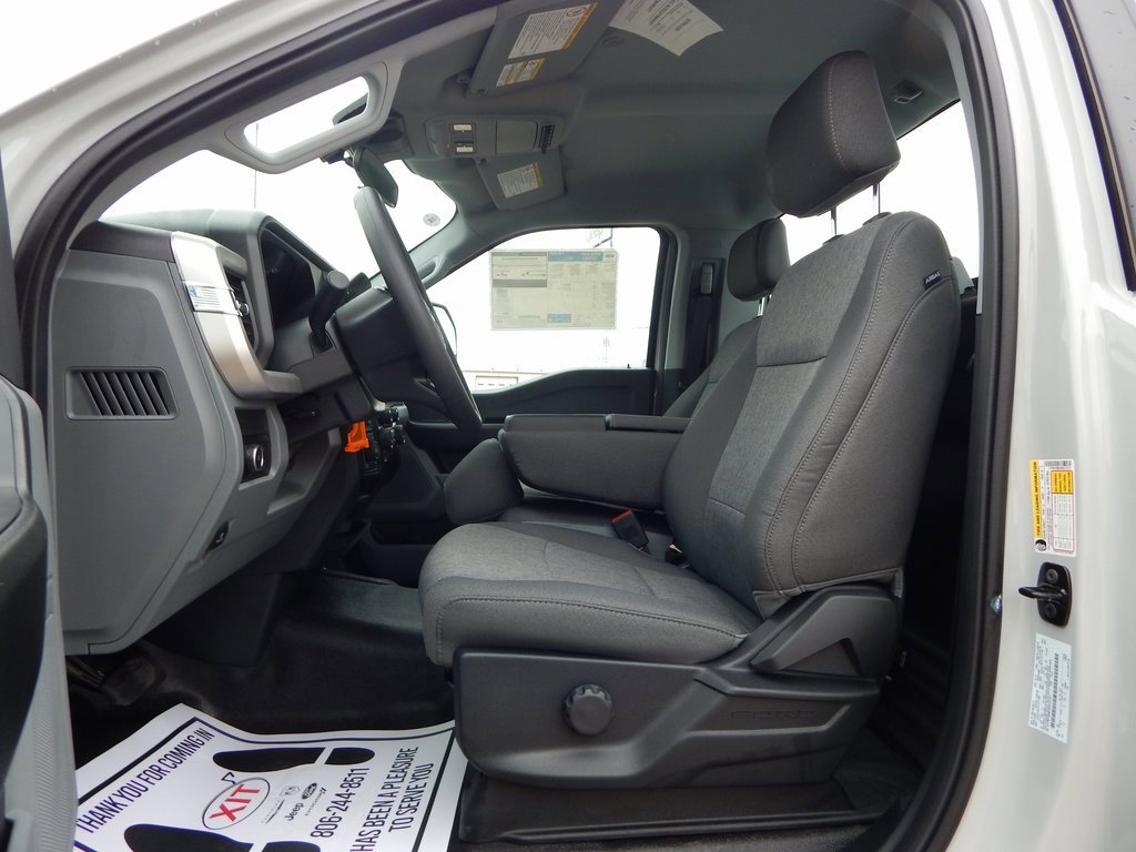 New 2025 Ford F250 4x4 Regular Cab Super Duty image 11