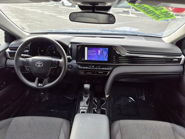 Used 2025 Toyota Camry LE FWD image 15