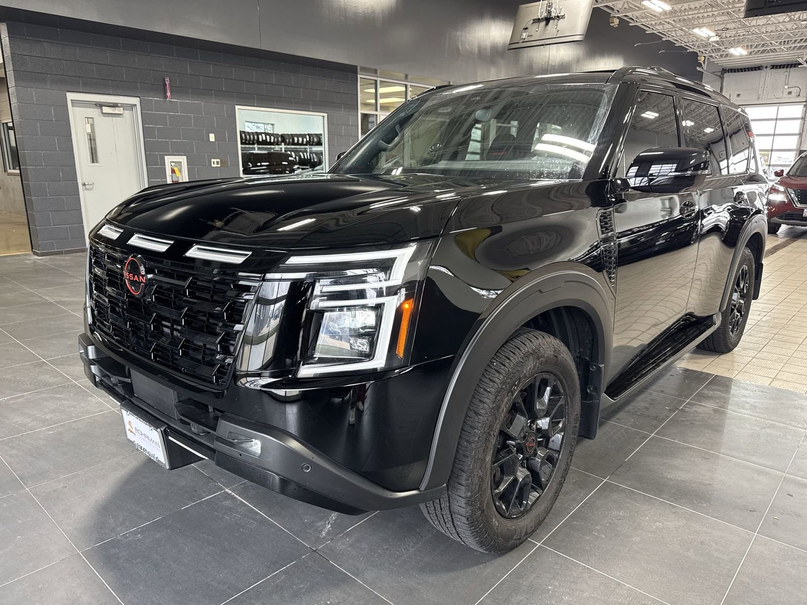 Certified 2025 Nissan Armada PRO-4X w/ Pro-4X Premium Package image 33