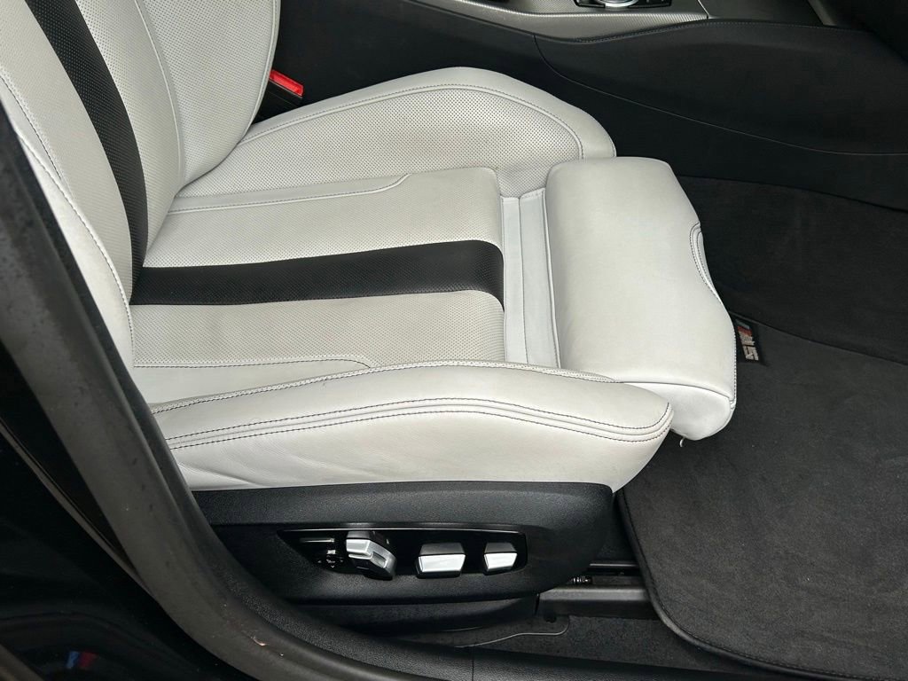 Used 2022 BMW M5 w/ Competition Package image 50