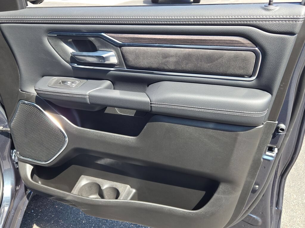 New 2027 RAM 1500 Laramie w/ Night Edition AWD/4WD image 5