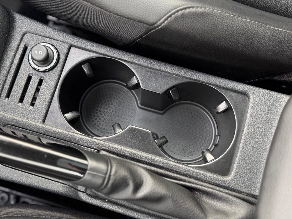 Used 2017 Volkswagen Golf Wolfsburg Edition image 13