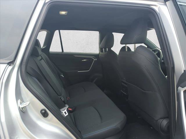 Used 2024 Toyota RAV4 SE w/ Convenience Package image 16