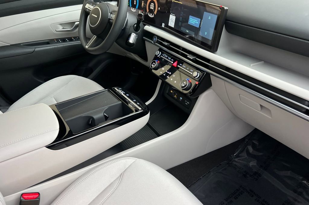 New 2026 Hyundai Tucson Blue SE image 14