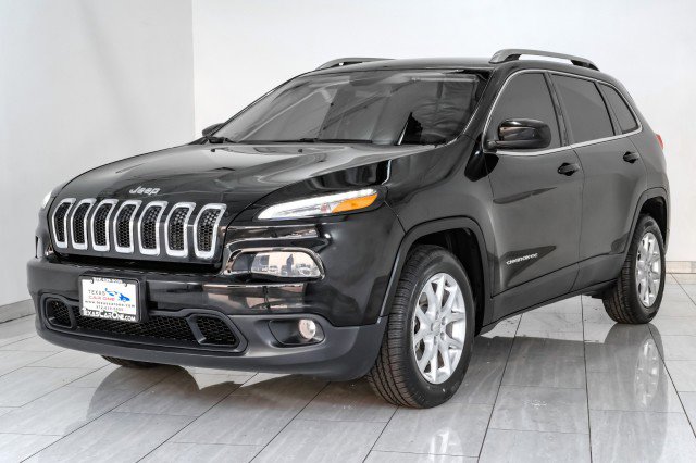 Used 2018 Jeep Cherokee Latitude image 4