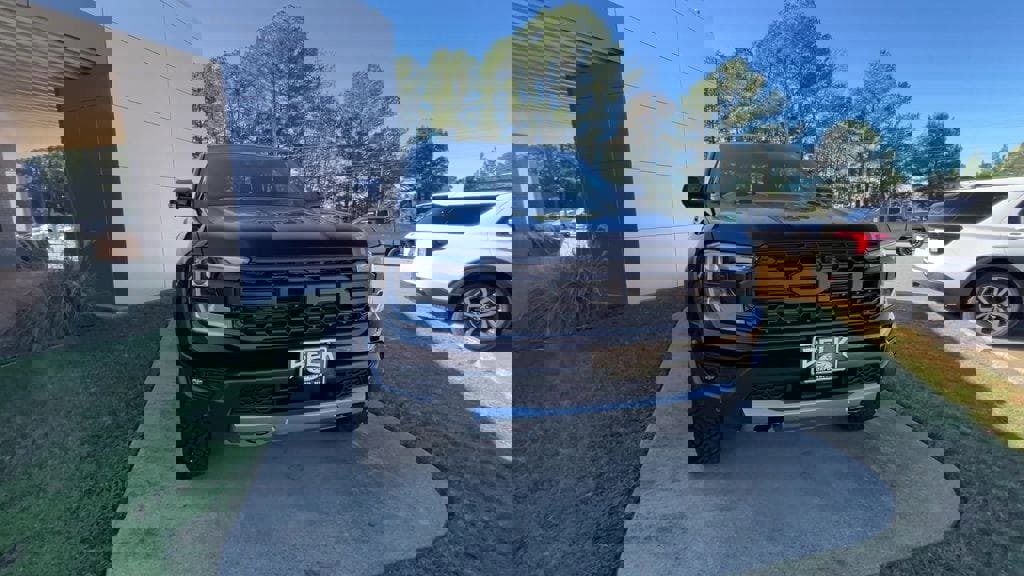 New 2025 Ford Ranger Raptor image 9