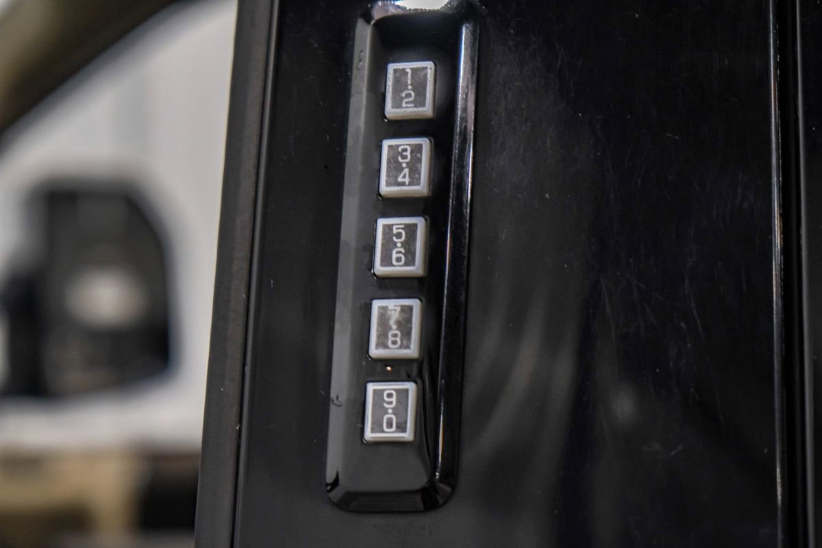 Used 2017 Ford F250 Lariat w/ Chrome Package image 41