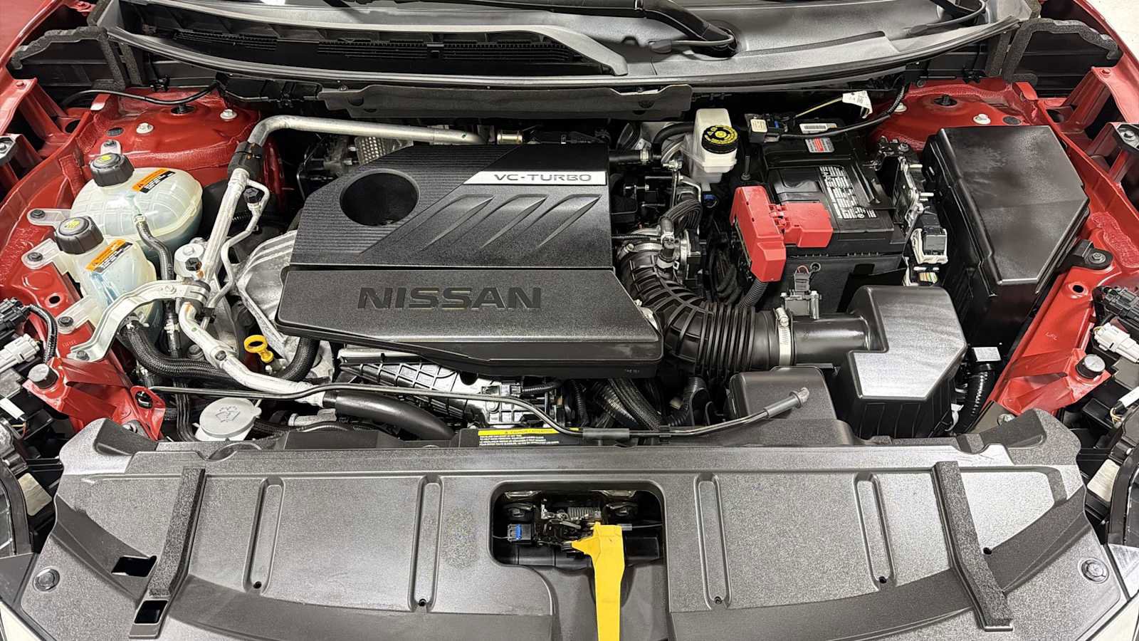 Used 2023 Nissan Rogue SL w/ SL Premium Package image 31