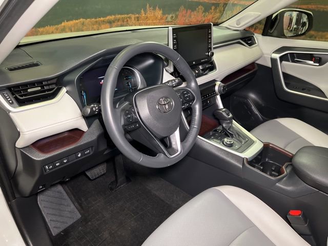 Used 2022 Toyota RAV4 Limited w/ Limited Grade Weather Package image 22