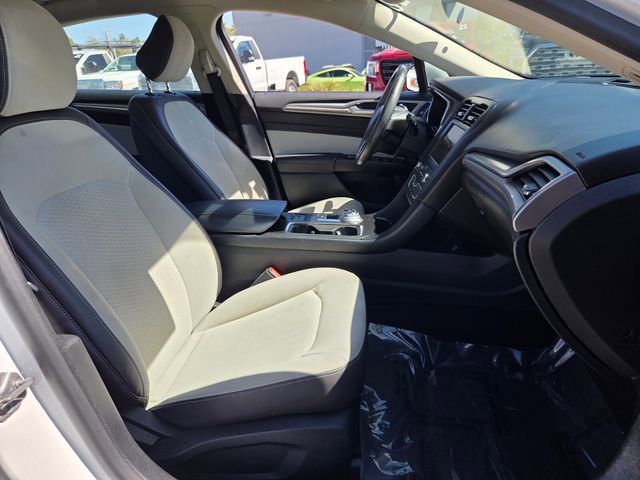 Certified 2020 Ford Fusion SE w/ Equipment Group 151A image 19