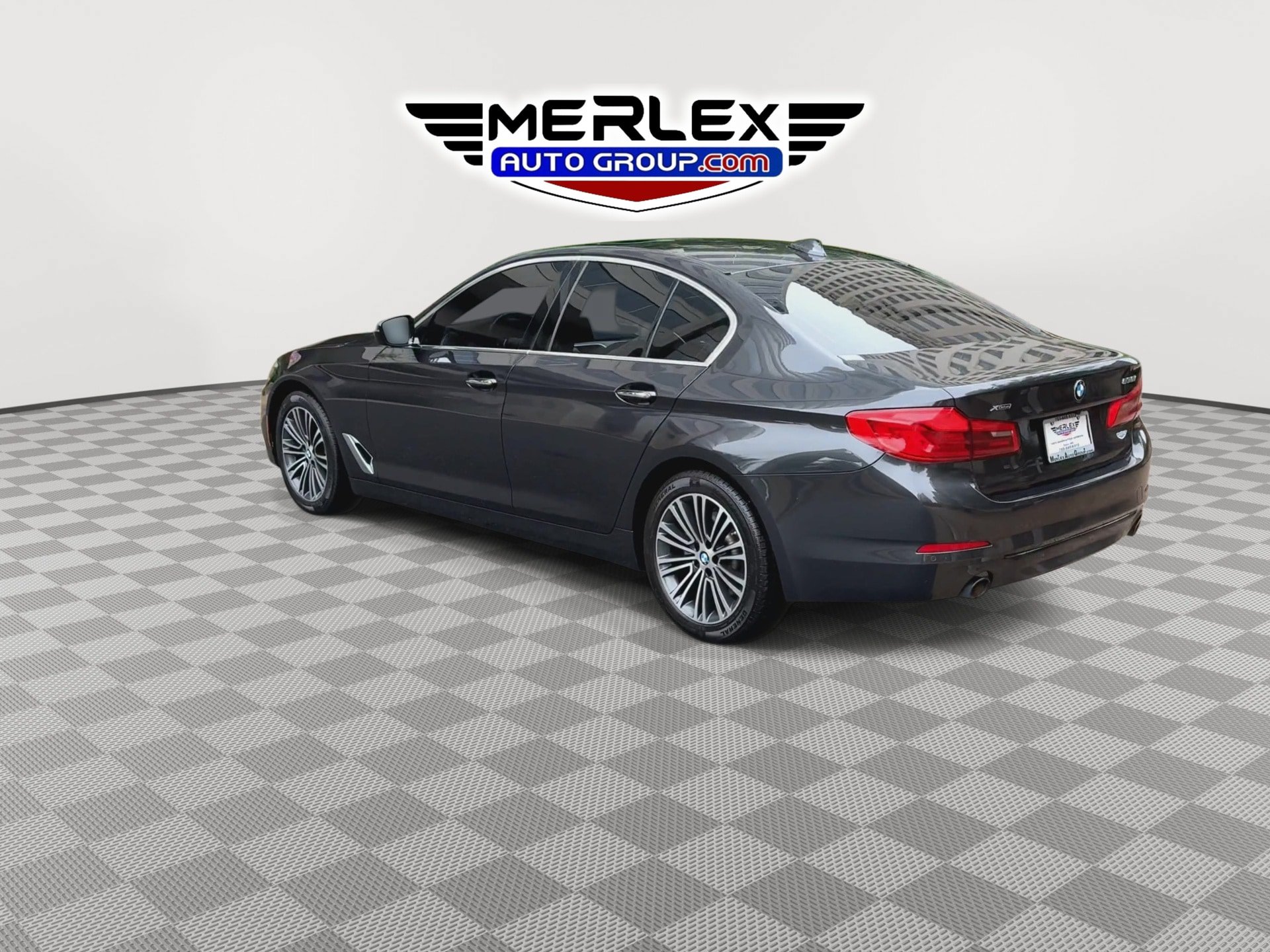 Used 2018 BMW 530i xDrive w/ Premium Package AWD/4WD image 6