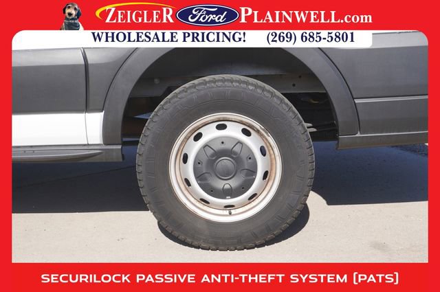 Used 2019 Ford Transit 250 130 Low Roof image 9