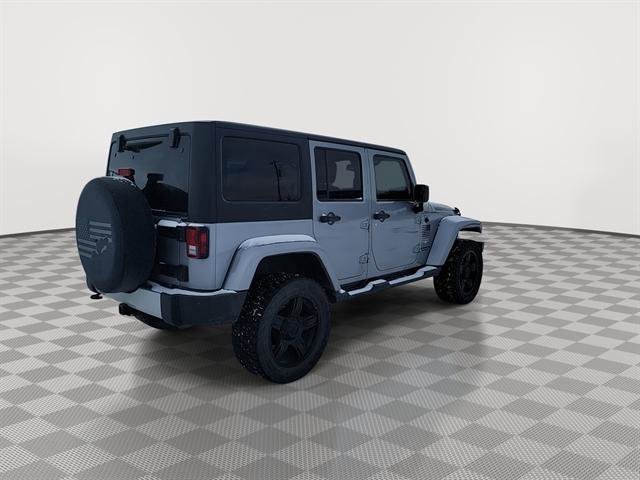 Used 2013 Jeep Wrangler Unlimited Sahara image 8