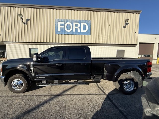 Used 2024 Ford F350 XLT w/ 360-Degree Camera Package image 3