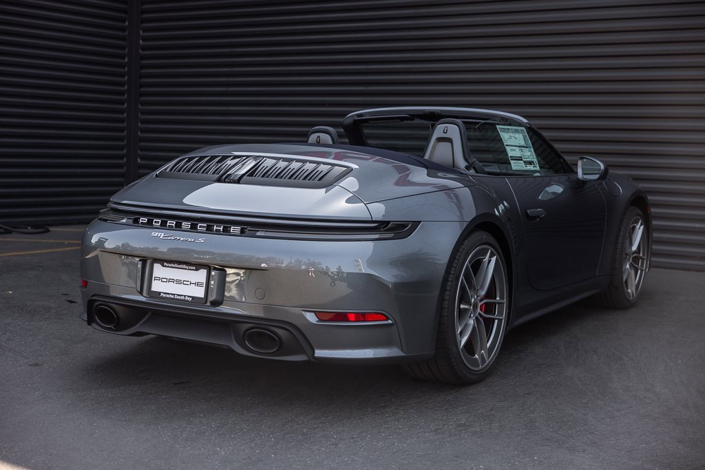 Used 2025 Porsche 911 Carrera S image 9