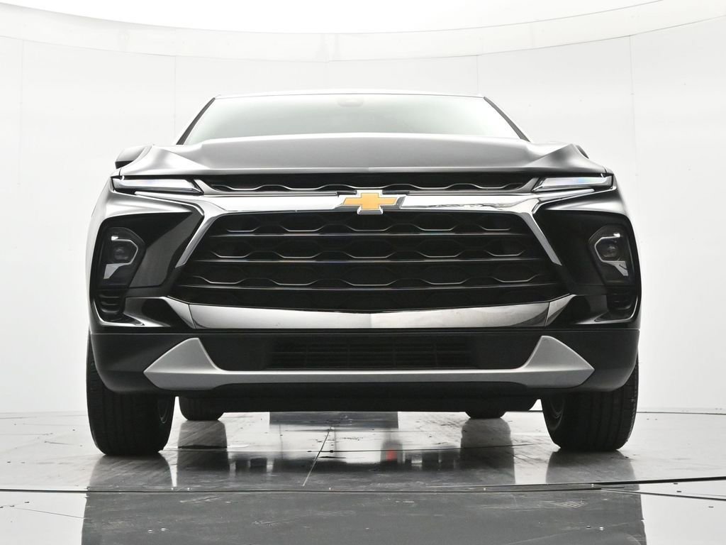 Used 2025 Chevrolet Blazer LT image 37