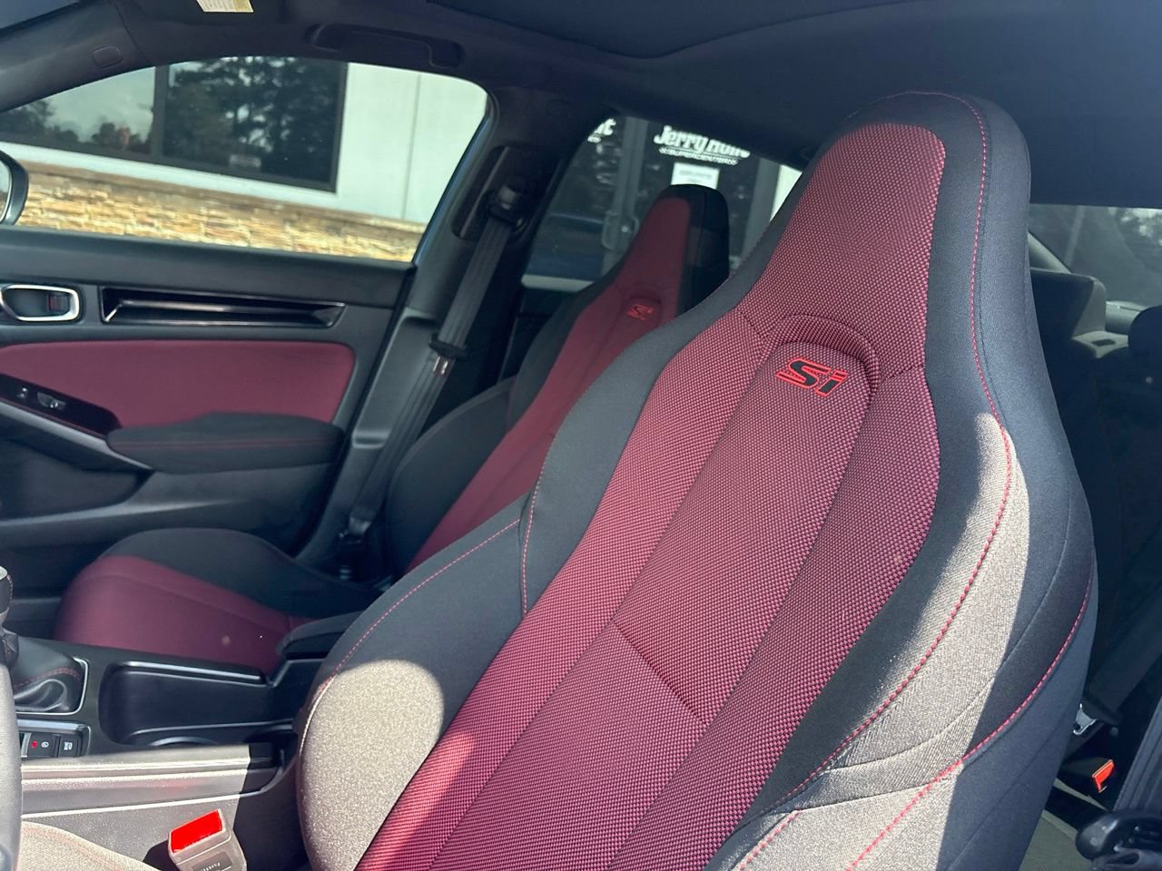 Used 2024 Honda Civic Si image 3