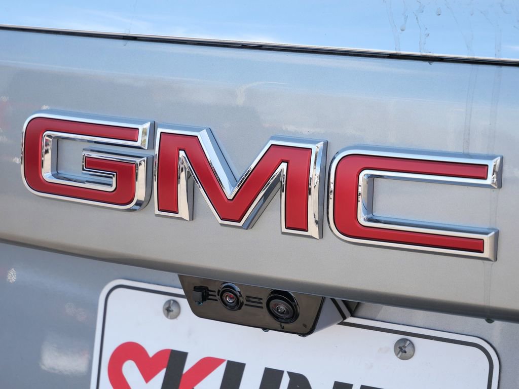 New 2026 GMC Yukon Elevation AWD/4WD image 13