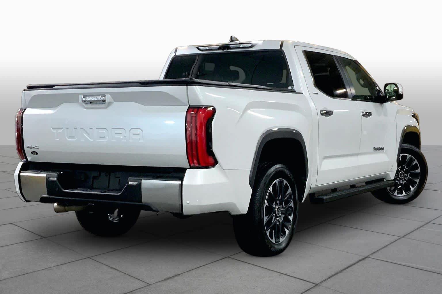 Used 2024 Toyota Tundra Limited AWD/4WD image 13