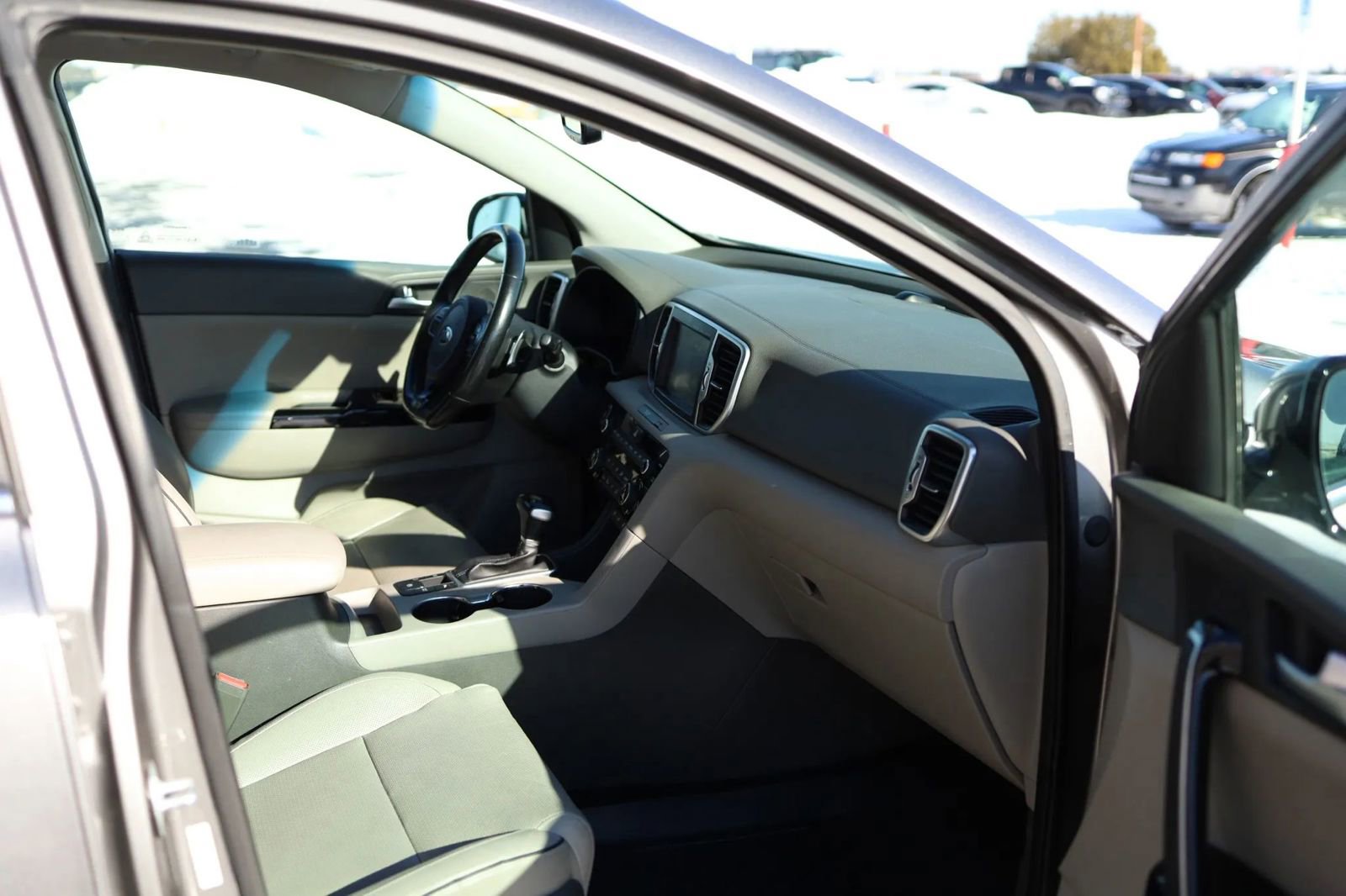 Used 2018 Kia Sportage SX image 54