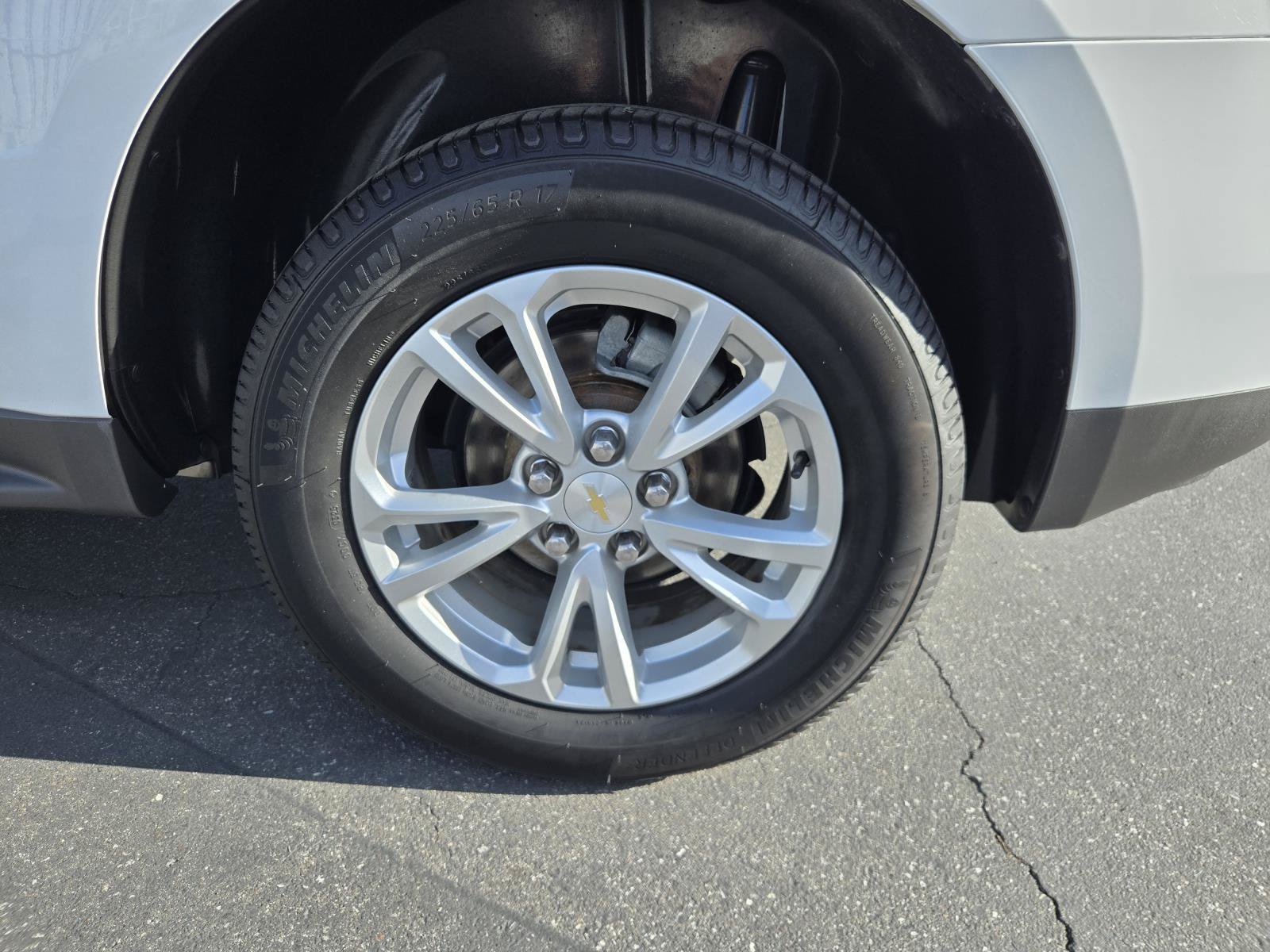 Used 2017 Chevrolet Equinox LT w/ Convenience Package FWD image 33