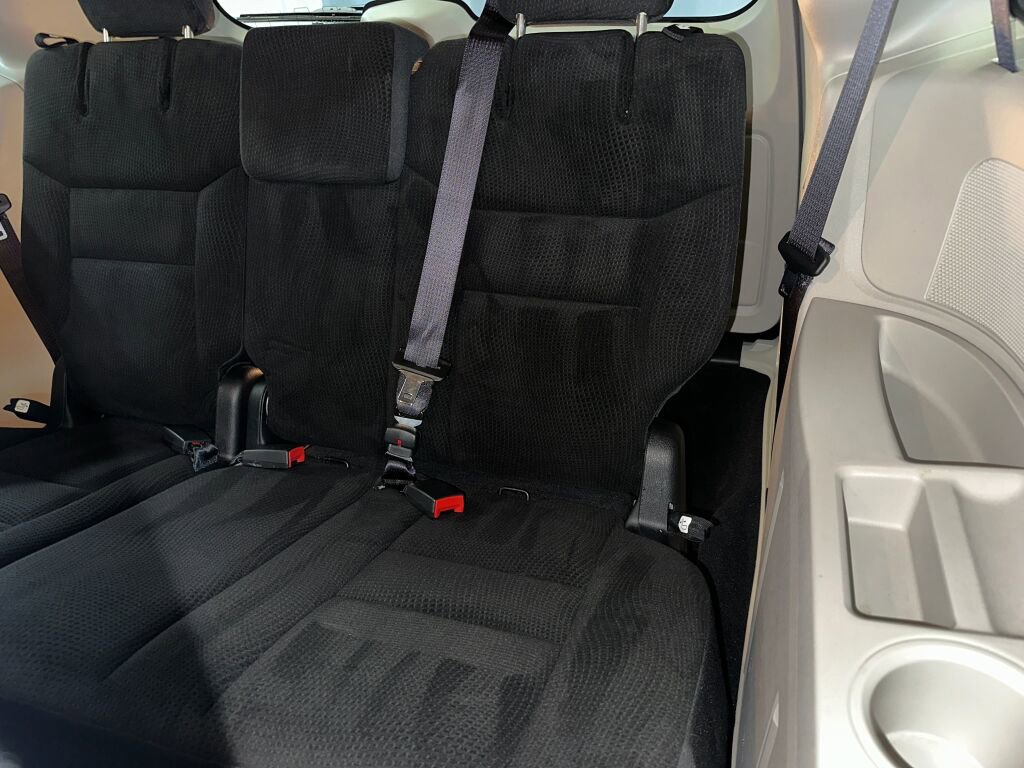 Used 2019 Dodge Grand Caravan SE image 15