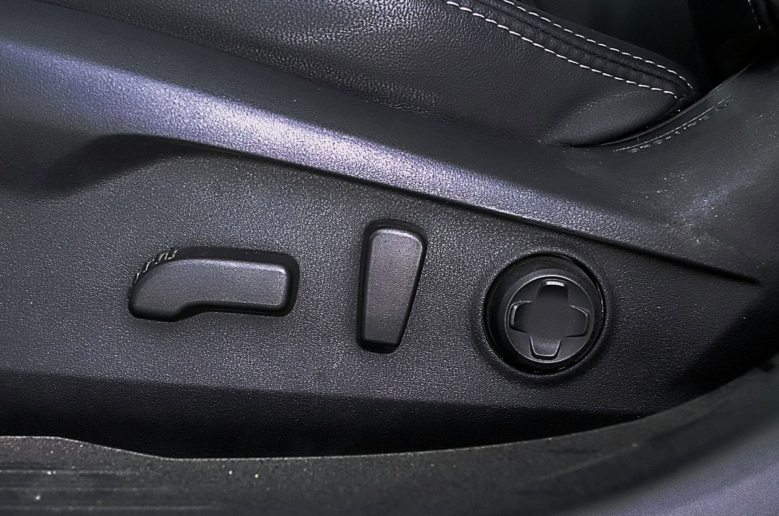 Used 2025 Subaru Outback Touring XT image 23