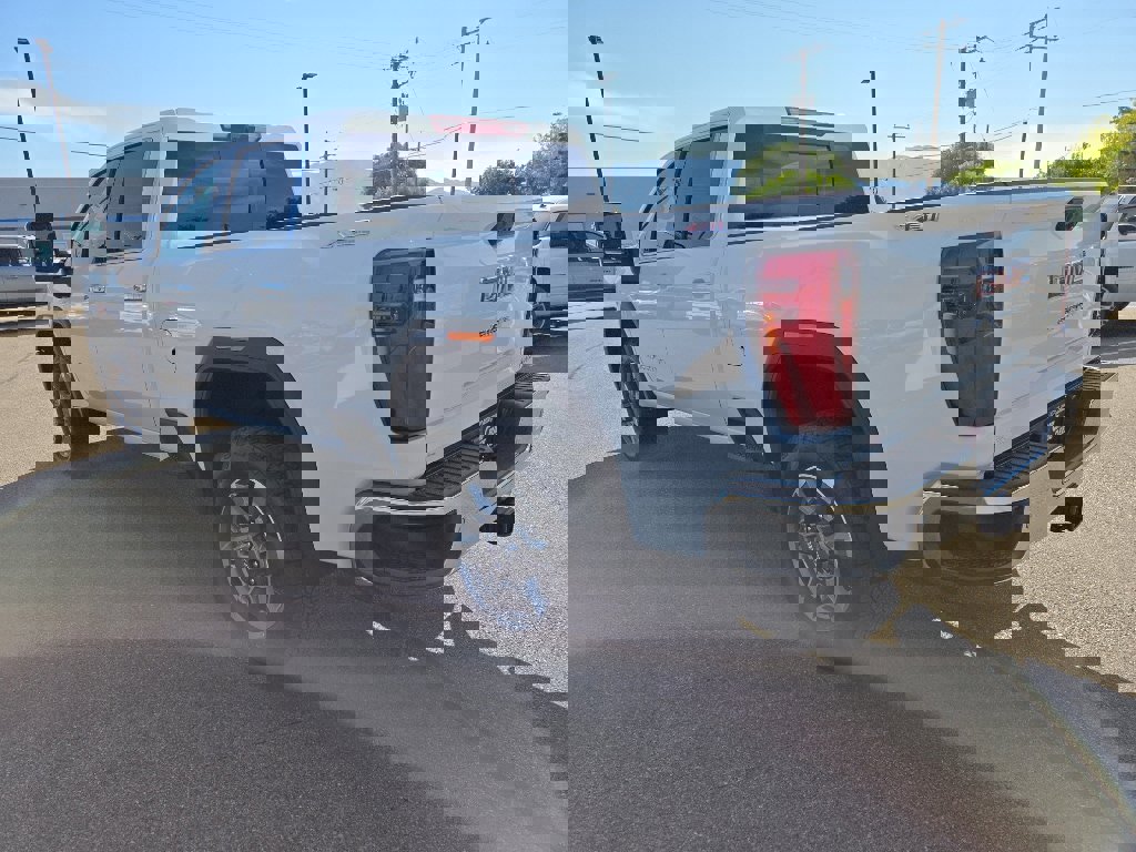 New 2026 GMC Sierra 3500 SLT w/ SLT Convenience Package image 3