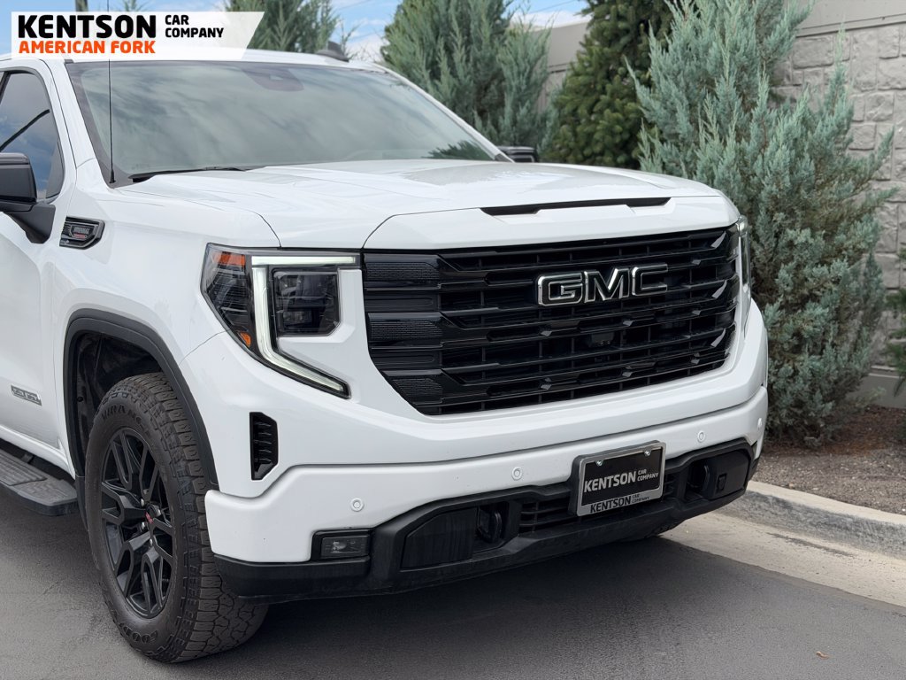 Used 2024 GMC Sierra 1500 Elevation w/ Elevation Premium Package AWD/4WD image 11
