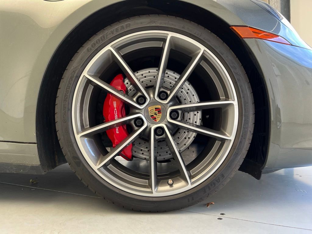 Certified 2020 Porsche 911 Carrera S RWD image 30