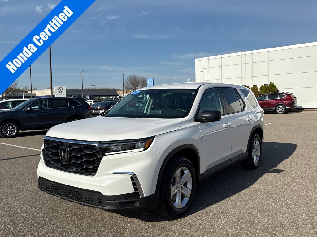 Certified 2023 Honda Pilot LX image 4