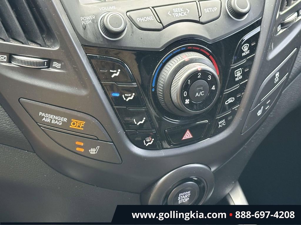Used 2016 Hyundai Veloster Turbo FWD image 24