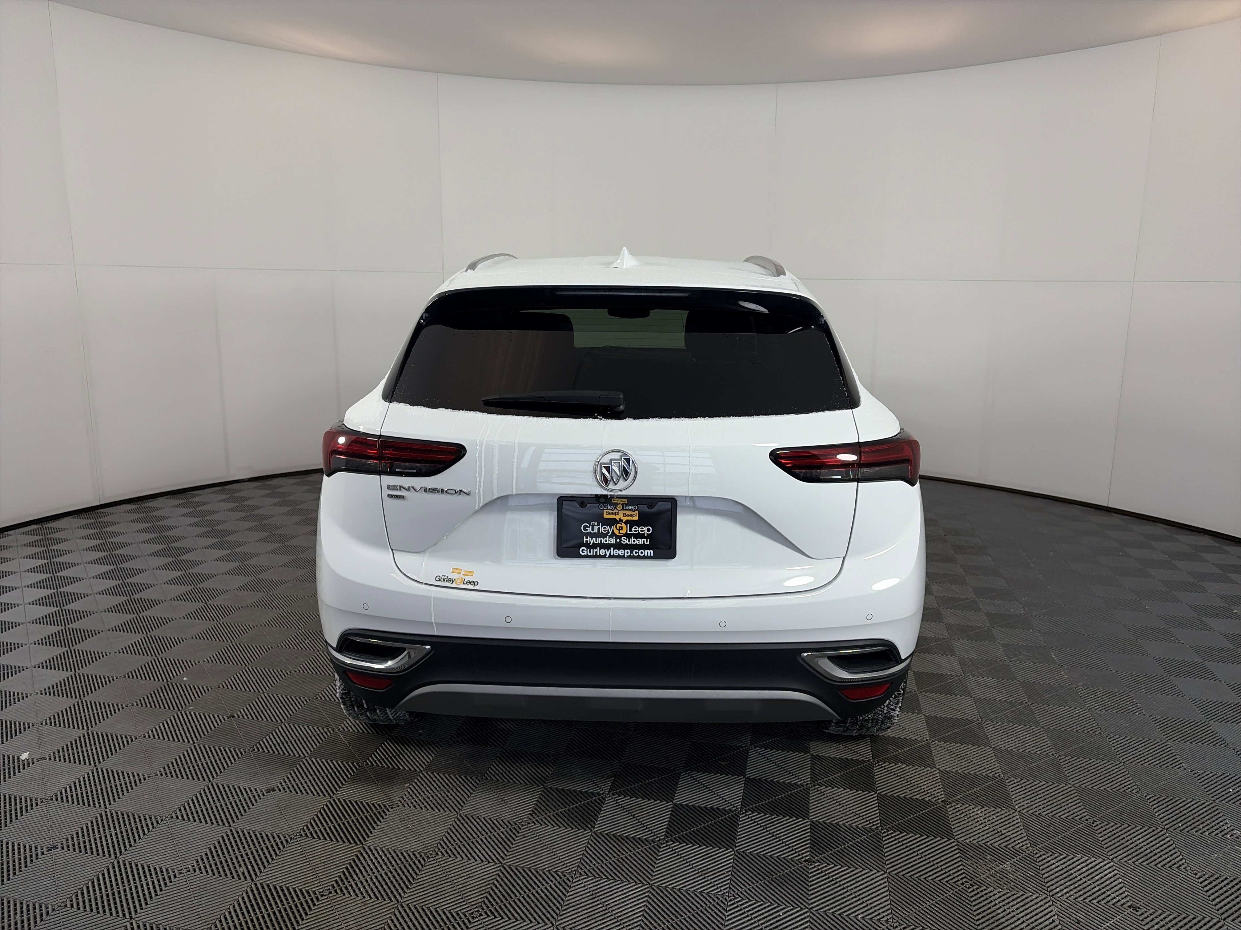 Used 2023 Buick Envision Essence image 9