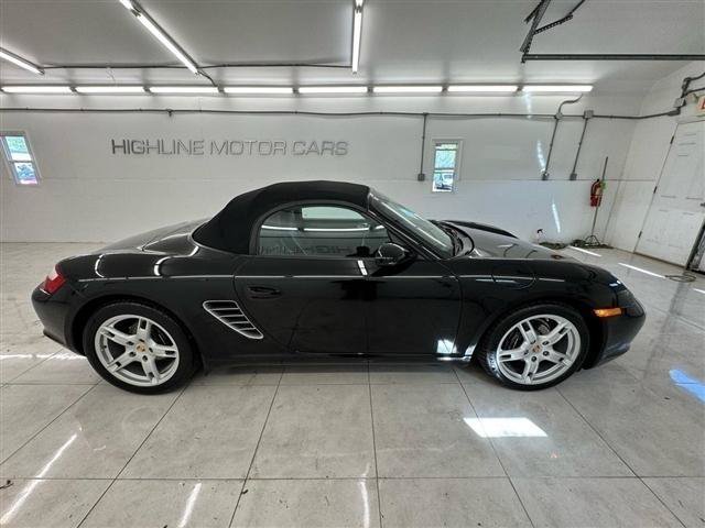 Used 2005 Porsche Boxster RWD image 4