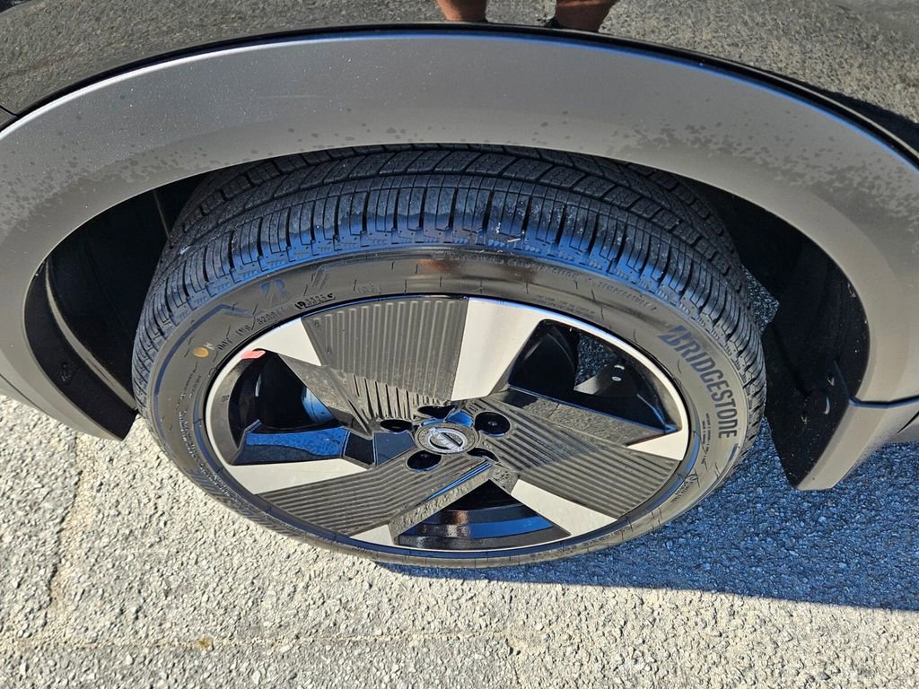 New 2026 Nissan Kicks SR w/ Cold Weather Package image 18